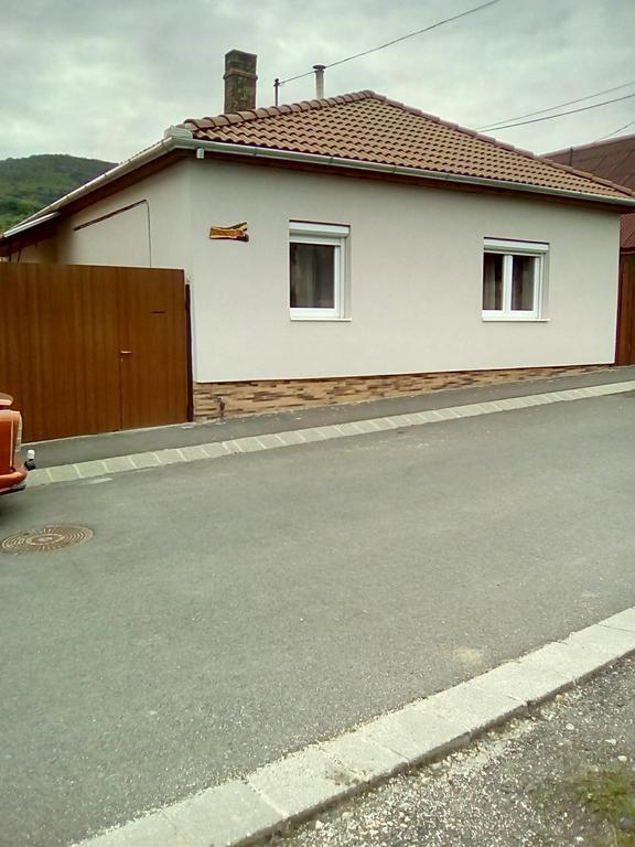 Kaland vendégház Sátoraljaújhely Exterior foto